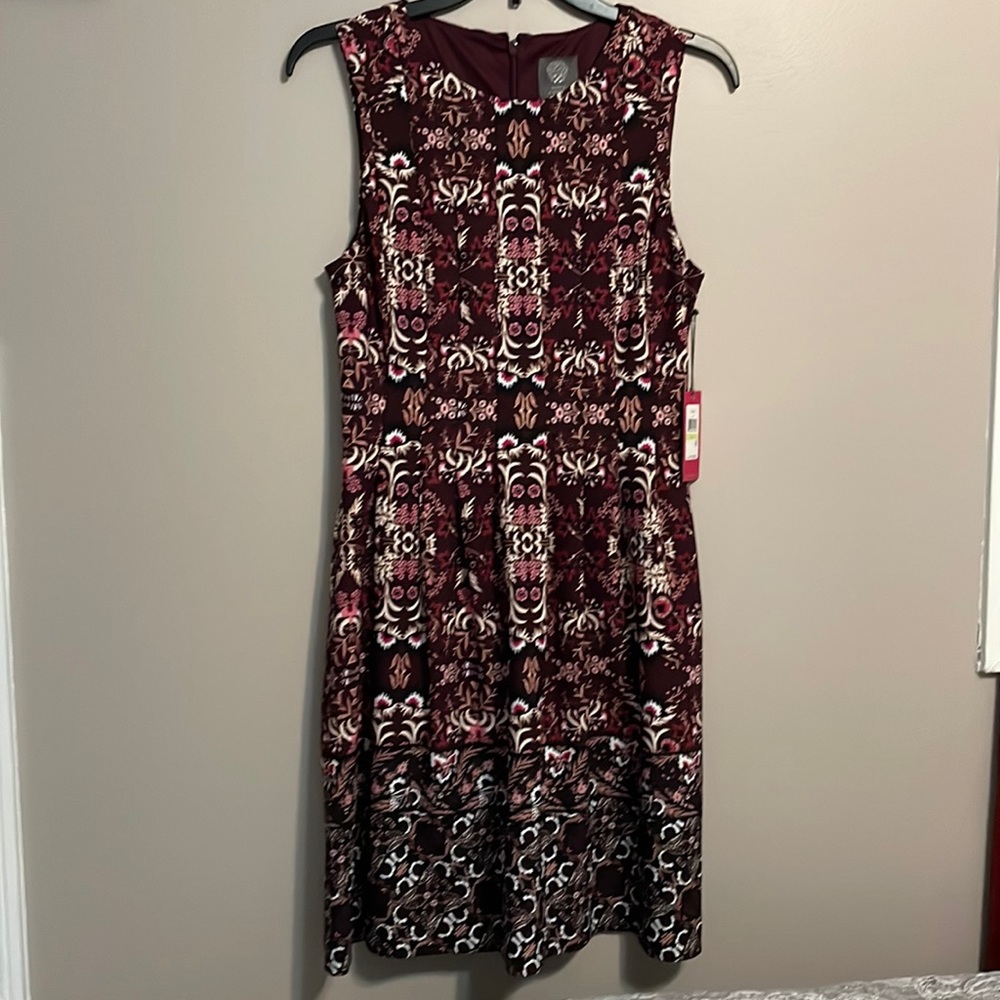 VINCE CAMUTO DRESS SIZE 4 LINED WITH POCKETS NWT